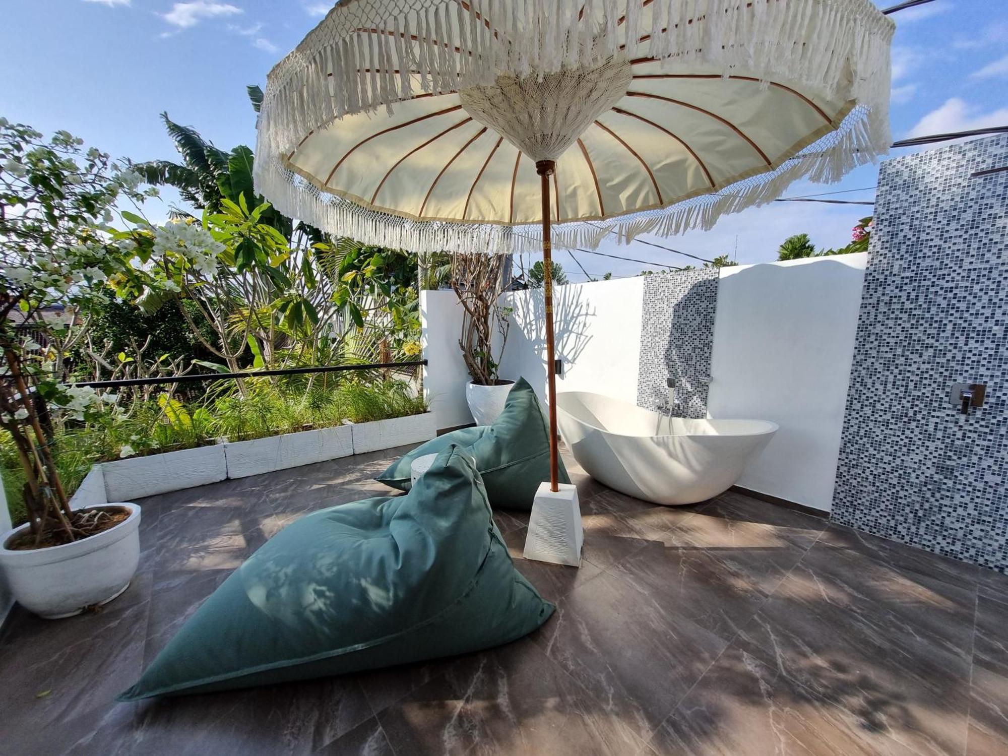 Villa Loba *