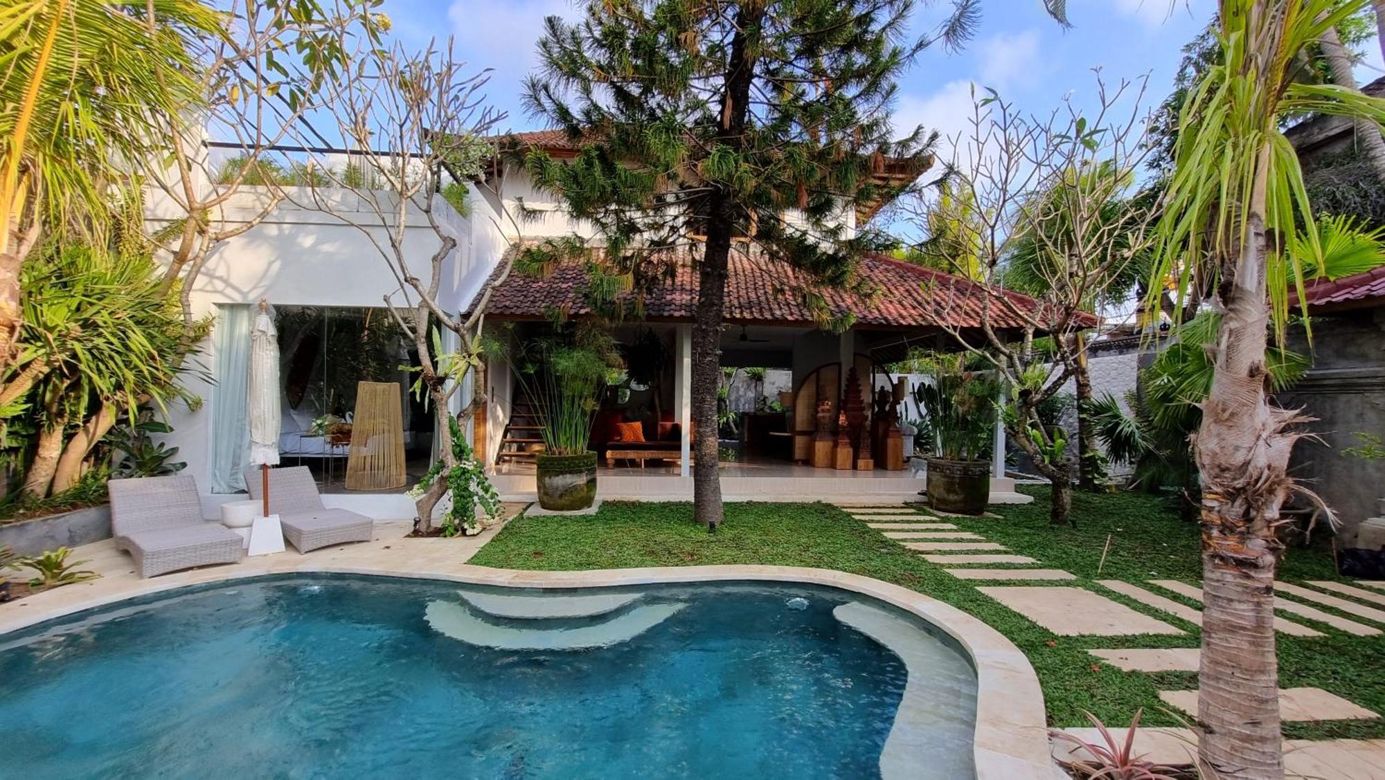 Loba Seminyak (Bali)
